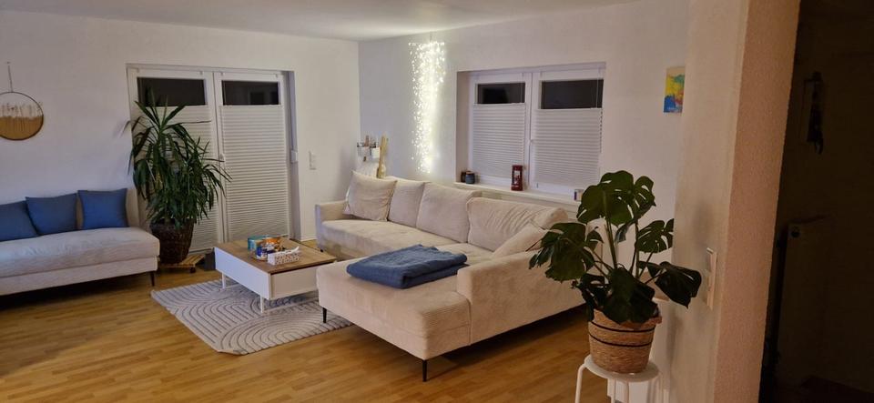 Thumbnail-Gemütliche 3-Zimmer-Wohnung mit eigenem Eingang & Terrasse