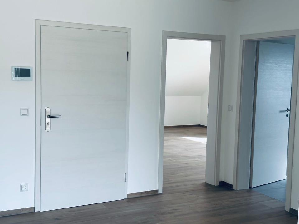 Thumbnail-Moderne 4 Zimmer Dachgeschoss in ruhiger Lage sandbach