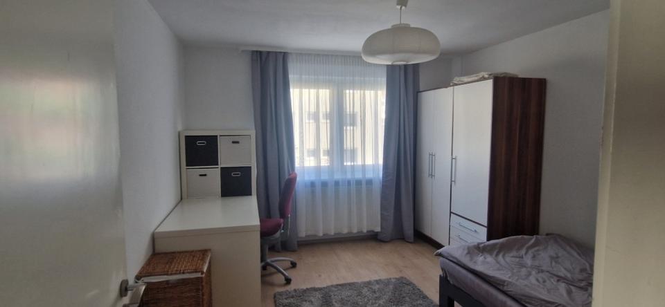 Thumbnail-Nettes WG-Zimmer mit eigenem Bad in 2er Frauen WG