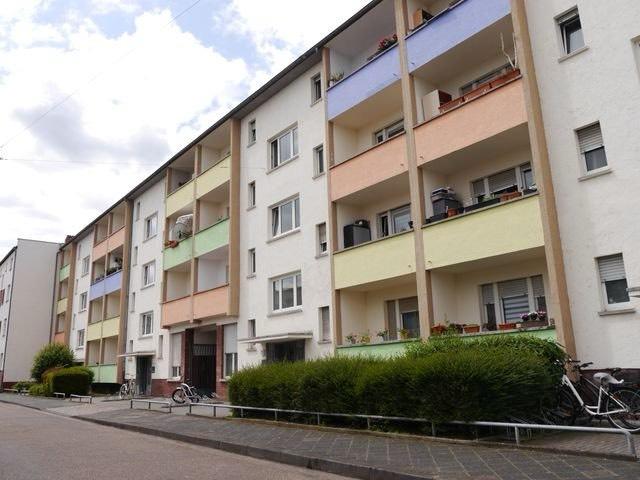 Thumbnail-Renovierte 2 Zimmer Wohnung Hanau mit 2 Balkonen und Badewanne