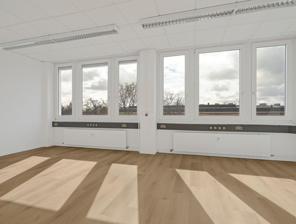Thumbnail-TEILBARES BÜRO IN BERLIN – MIT TEEKÜCHE & STELLPLATZ!*