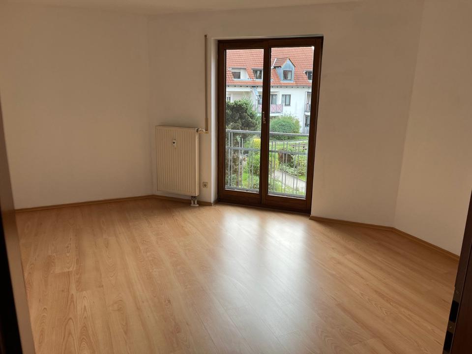 Thumbnail-Moderne 3-Zimmer-Wohnung in Herzogenaurach mit Balkon
