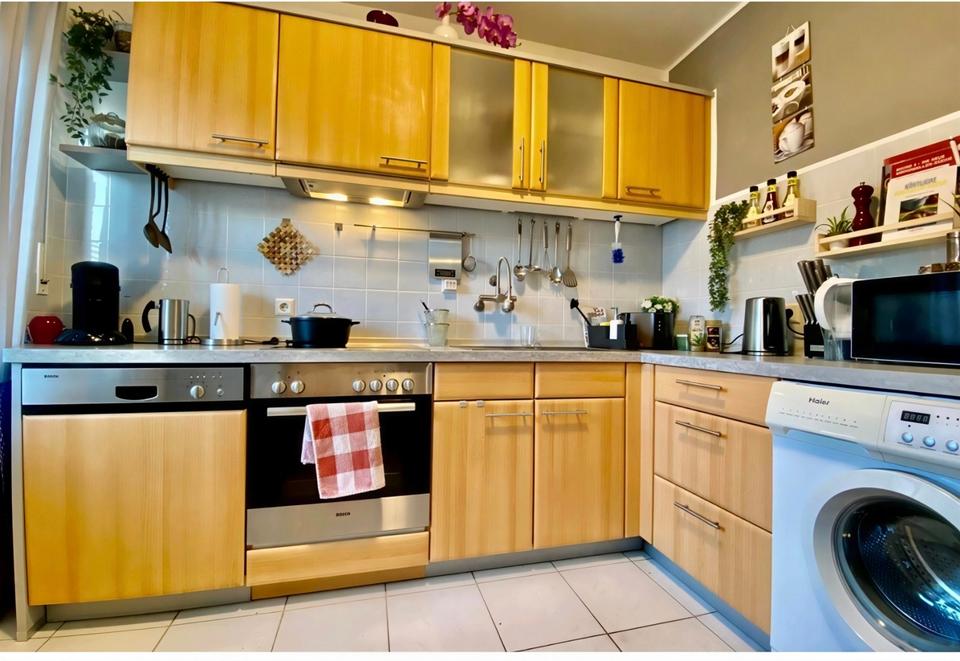 Thumbnail-Attraktive 4-Zimmer Eigentumswohnung mit Balkon und 2 Stellplätze