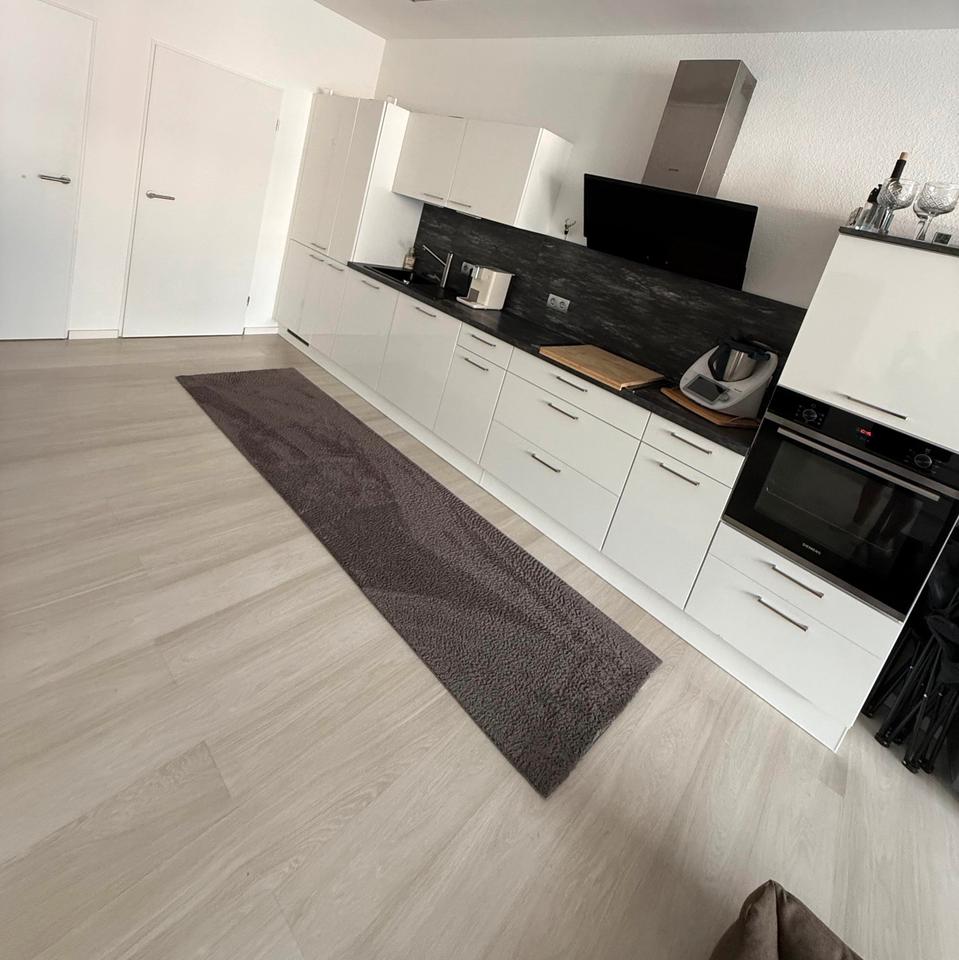 Thumbnail-Moderne 2 Zimmer Wohnung inkl. Einbauküche, Stellplatz 750 € kalt