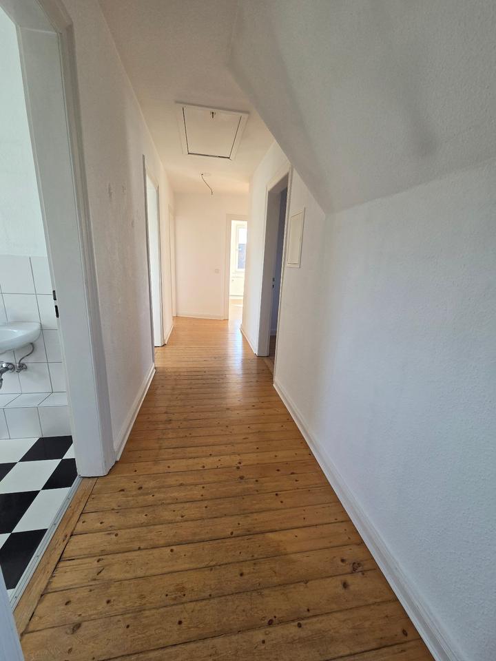 Thumbnail-Schöne 4 ZKB mit Süd Balkon in BI City West Altbau, Dielenboden