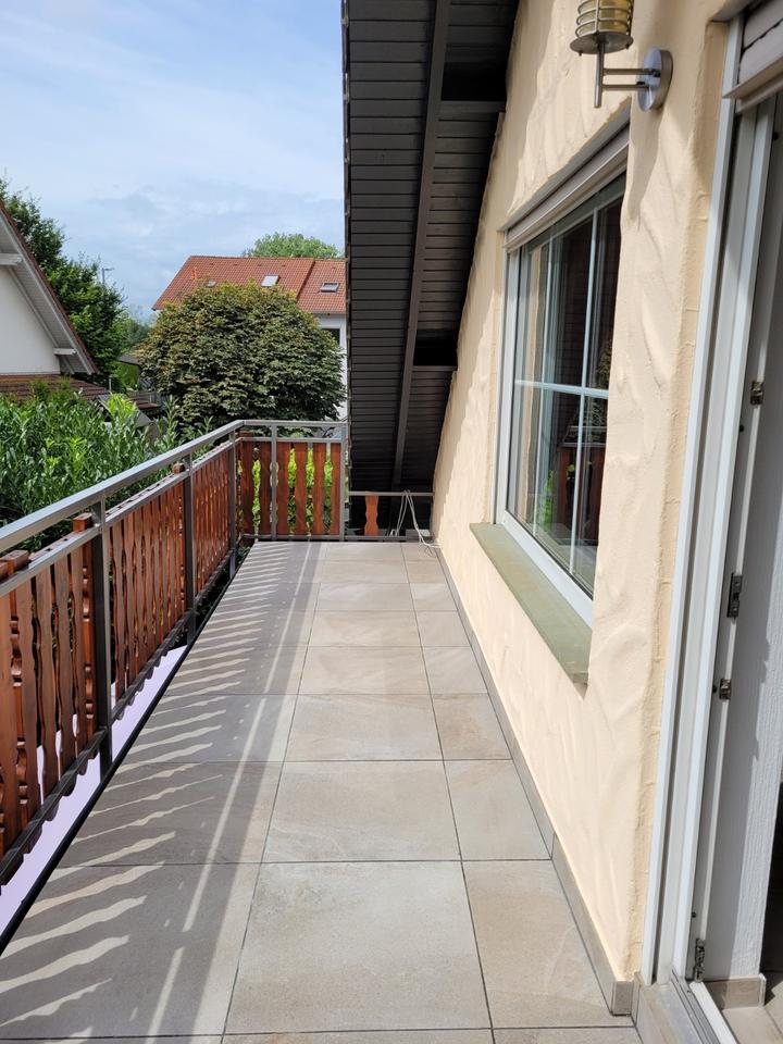 Thumbnail-Helle 3-Zimmer Dachwohnung mit großem Balkon in Bösberde