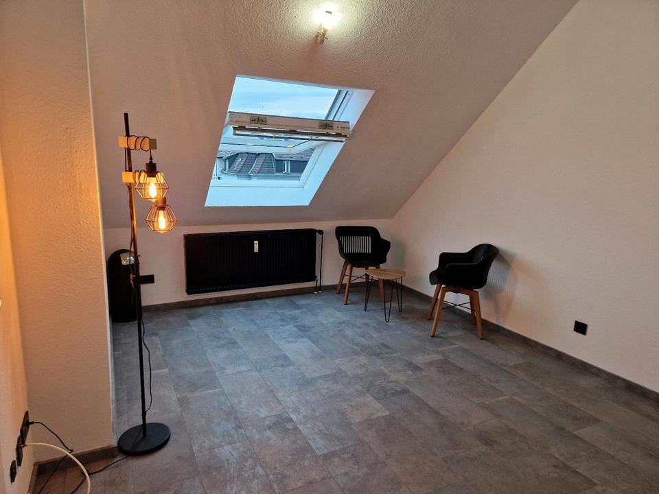 Thumbnail-Schicke Galerie-Wohnung, Dachgeschoss, Baujahr 1992, 34m²