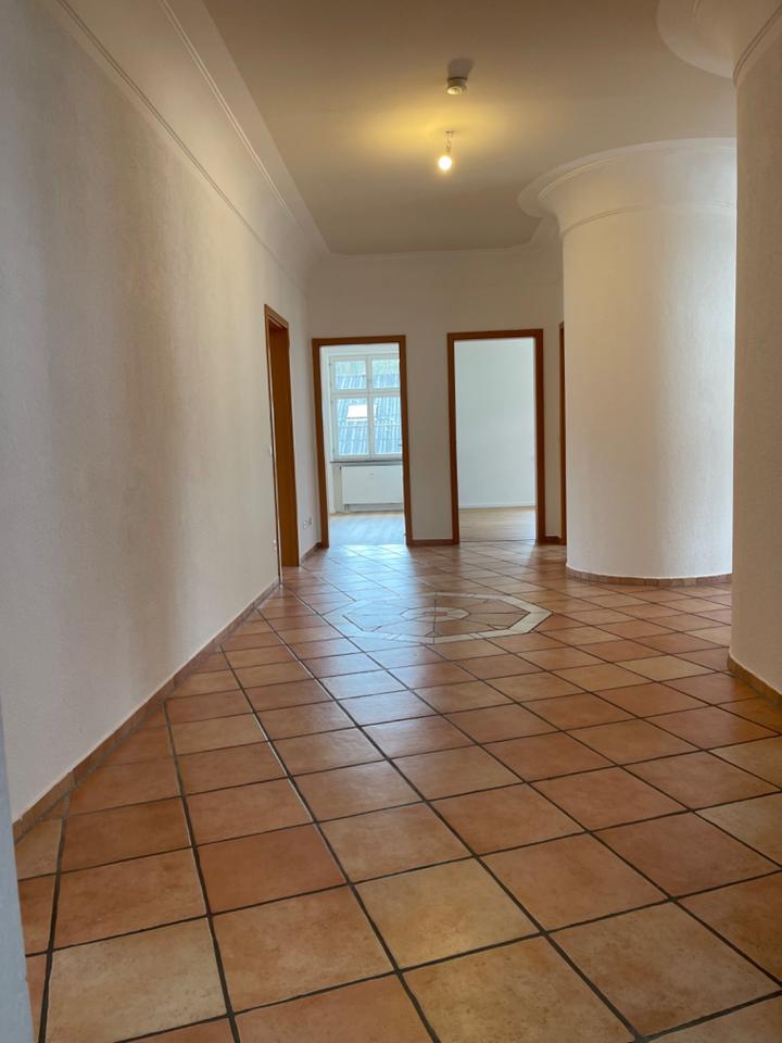 Thumbnail-Exkl. 3,5 Zi.-Whg. in Jugendstilvilla mit 2 Balkonen & 2 Bädern