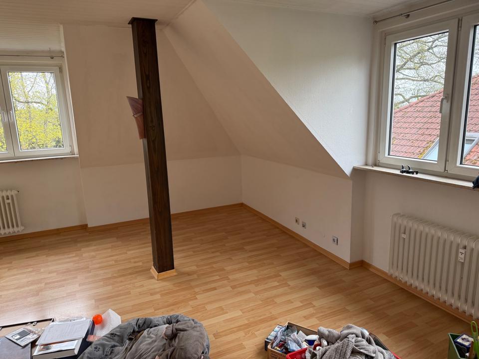 Thumbnail-KronbergTs. 3ZiKüBadWCKeller 90qm DG3 OG 90qm 950 EUR Kalt