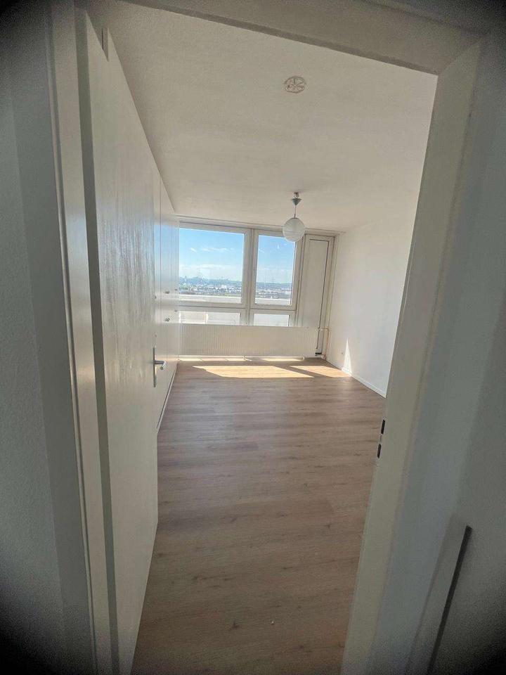 Thumbnail-[VAC-23604] 2-Zimmer Wohnung mit Weitblick!
