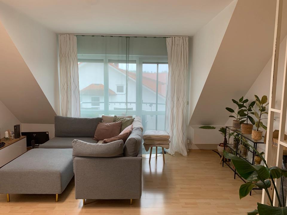Thumbnail-Helle Dachgeschosswohnung 1,5 Zimmer zentral in Trossingen