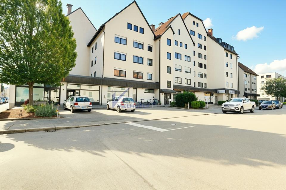 Thumbnail-Attraktive Gewerbefläche im Erdgeschoss mit Schaufensterfront und großzügiger Lagerfläche
