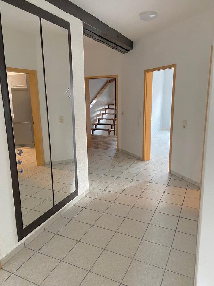 Thumbnail-Helle & großzügige 4-Zimmer-Wohnung mit Balkon