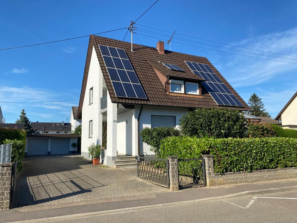 Thumbnail-Zweifamilienhaus Eschbach – auch Einfamilienhaus, großer Garten