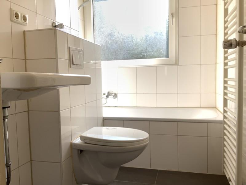 Thumbnail-Gemütliche 3-Zimmerwohnung mit Balkon in grüner Lage von Senne