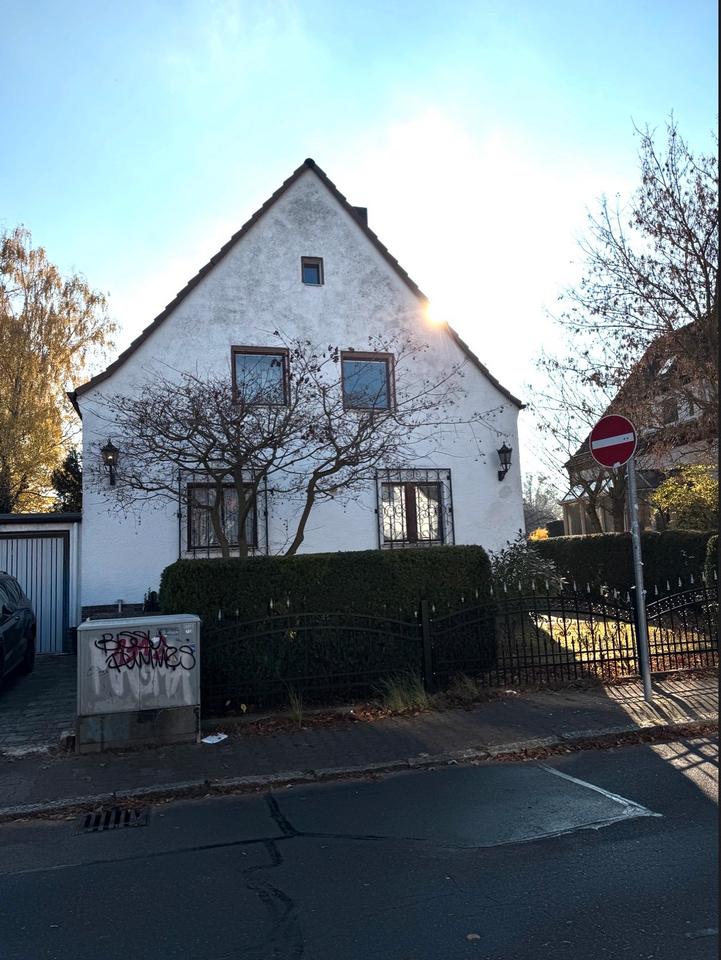 Thumbnail-Charmantes Einfamilienhaus in Lichterfelde mit Potenzial