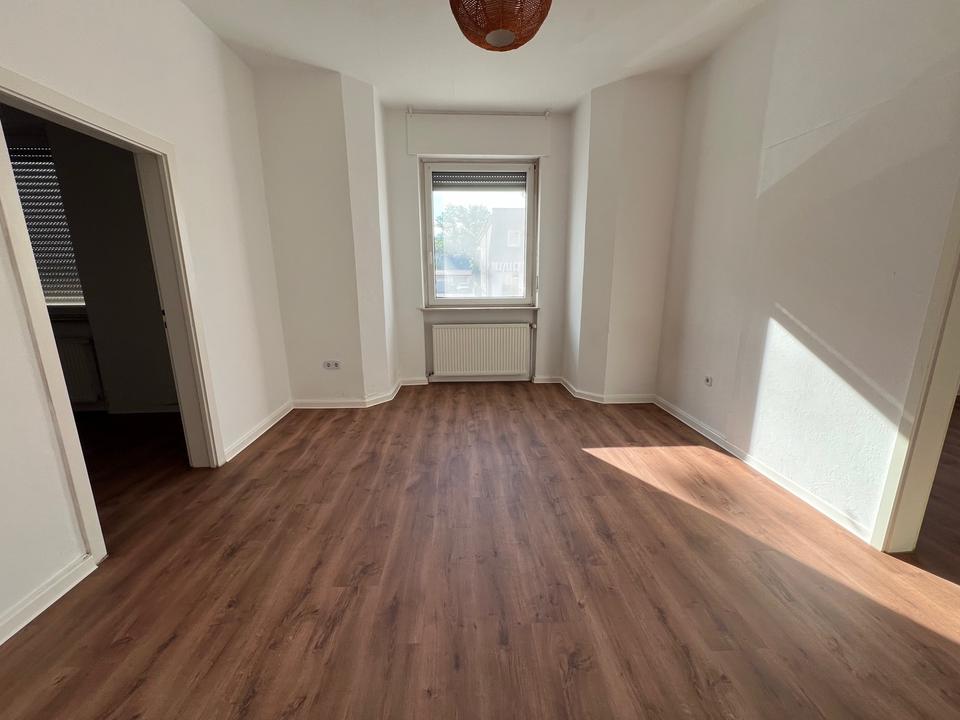 Thumbnail-Für Studenten: 5-Zimmer-Wohnung zur 4er-WG-Nutzung in zentraler Lage von Gießen
