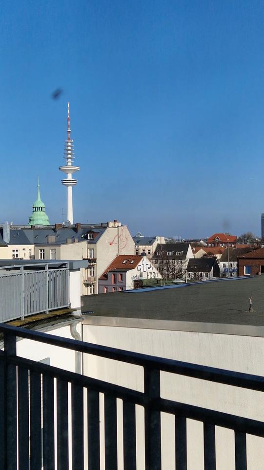 Thumbnail-Schreibtisch Miete in der Schanze mit Dachterrasse