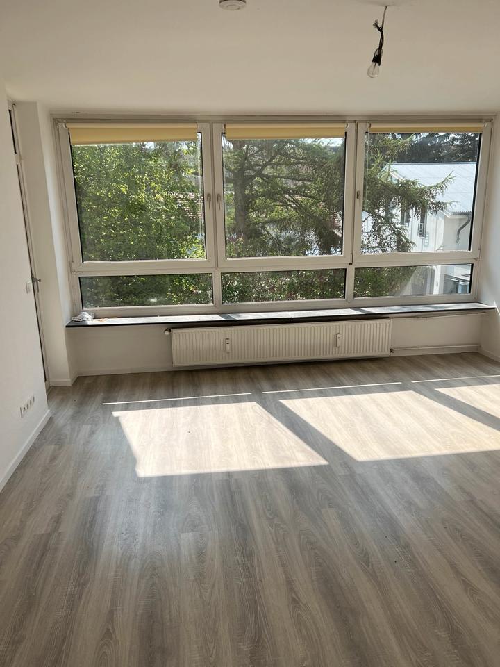 Thumbnail-Eigentumswohnung 3 Zimmer Zentrale Lage modernisiert Balkon