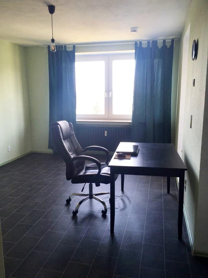 Thumbnail-2 Zimmer-Wohnung mit Balkon 38qm mit Fahrstuhl