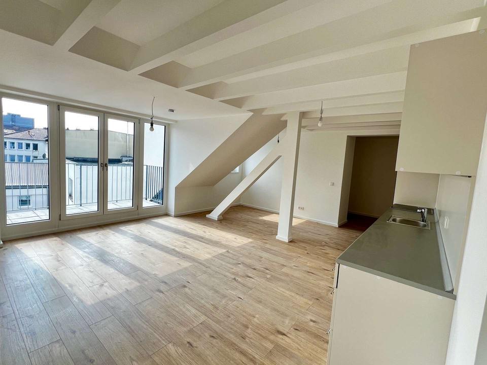 Thumbnail-Stilvolles Penthouse mit Balkon, Einbauküche und Gäste-WC in zentraler Lage von Düren