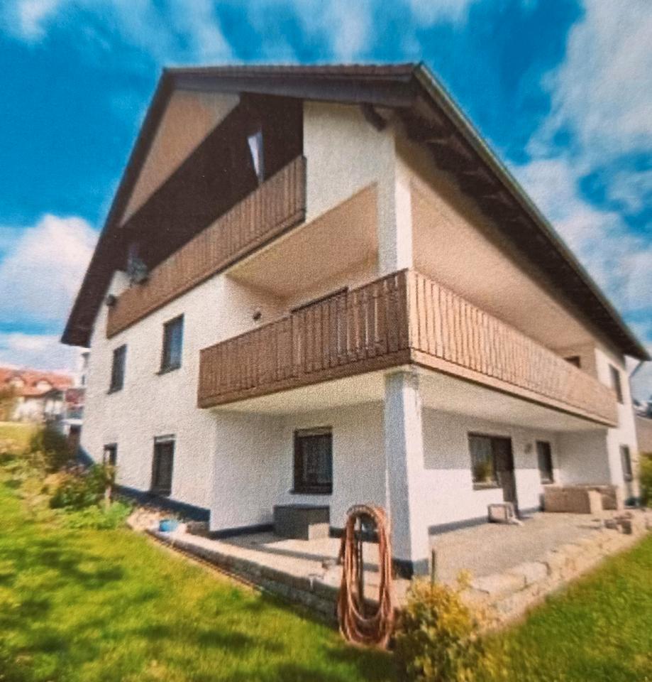 Thumbnail-Mehrgenerationen -, Mehrfamilienhaus oder Wohnen und Arbeiten