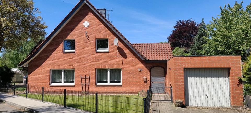 Thumbnail-Zweifamilien Haus mit Nebengebäude Pferdehaltung u. Baugrundstück