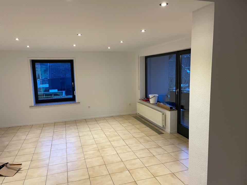 Thumbnail-4 Zimmer Wohnung zu vermieten, zusätzlich Kellerraum und Garage