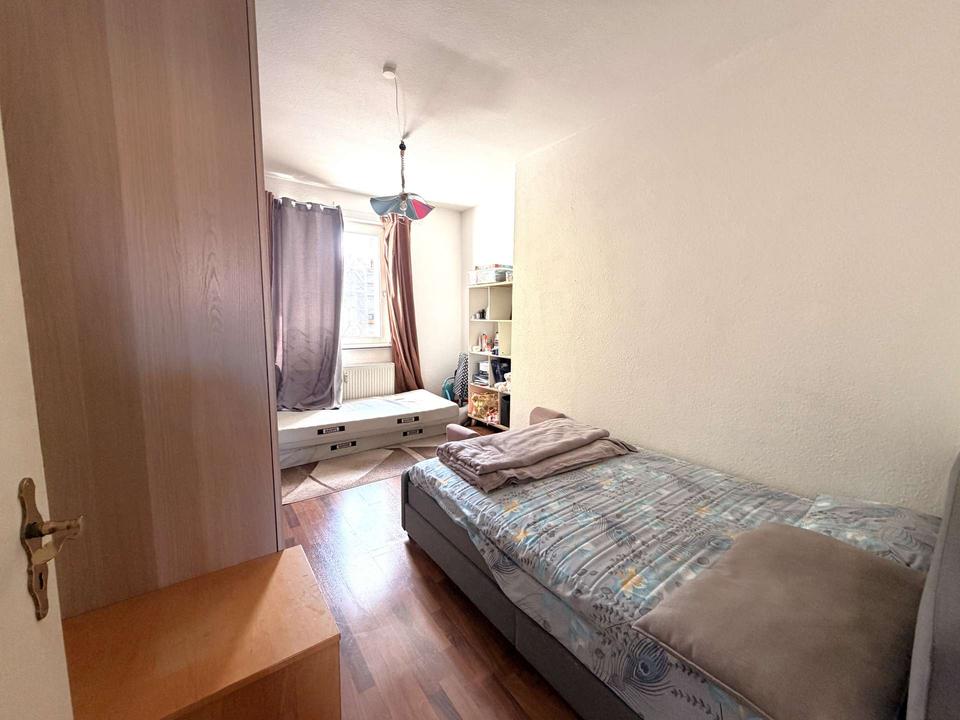 Thumbnail-Helle 45-m²-Wohnung mit Einbauküche in Düsseldorf-Friedrichstadt