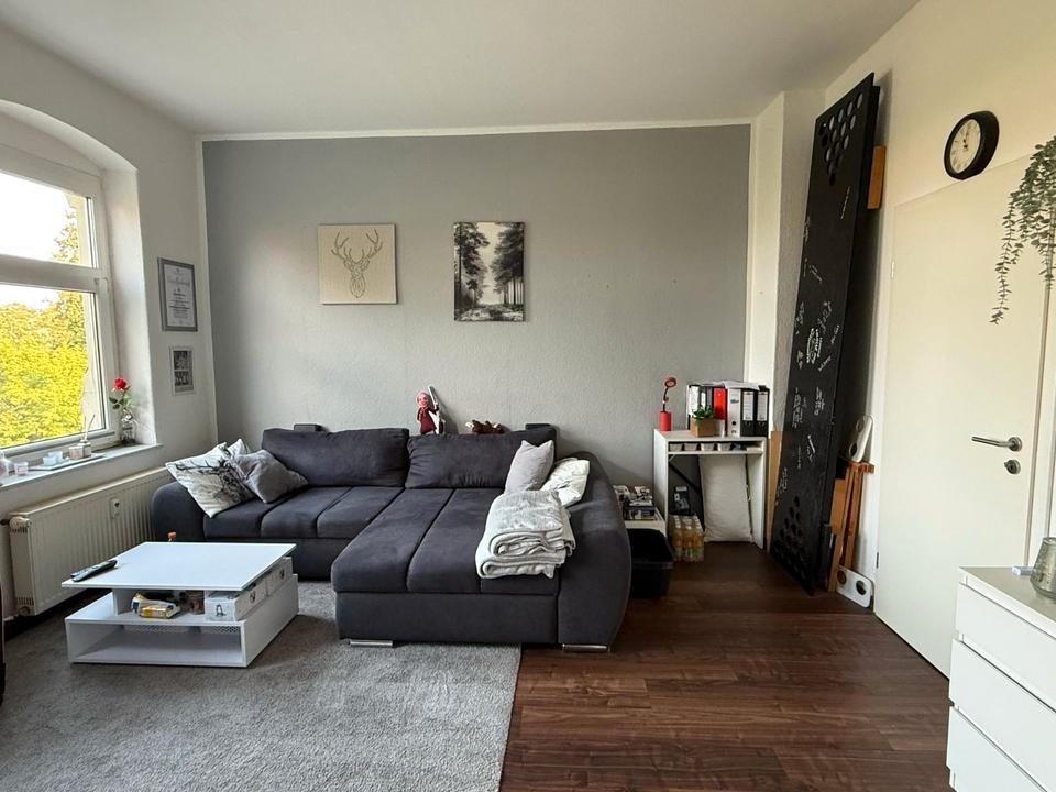 Thumbnail-helle 2 Raum Wohnung mit Küche in Burg
