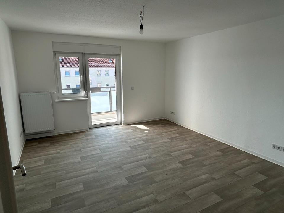 Thumbnail-3 Raum Wohnung neu saniert