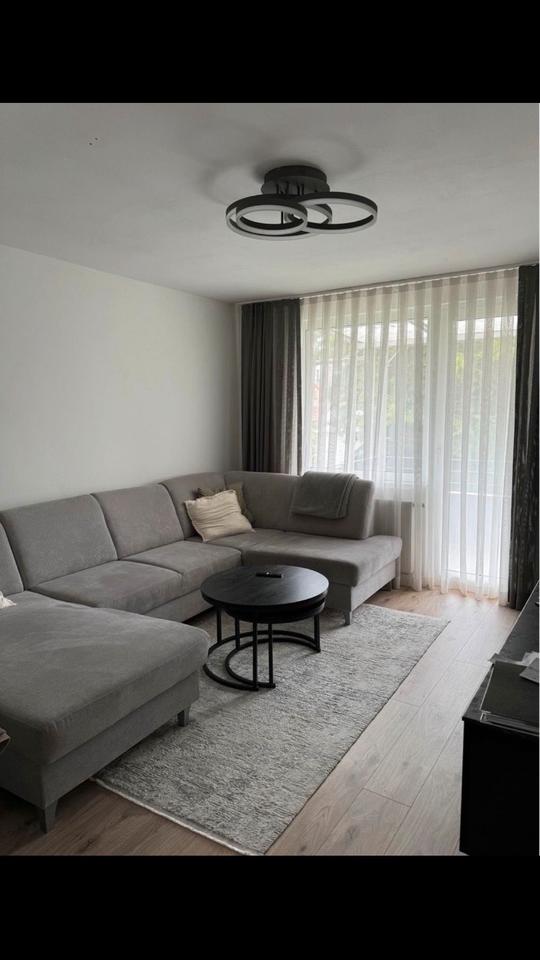 Thumbnail-Helle 60 qm2, 2,5-Zimmer-Wohnung mit Balkon