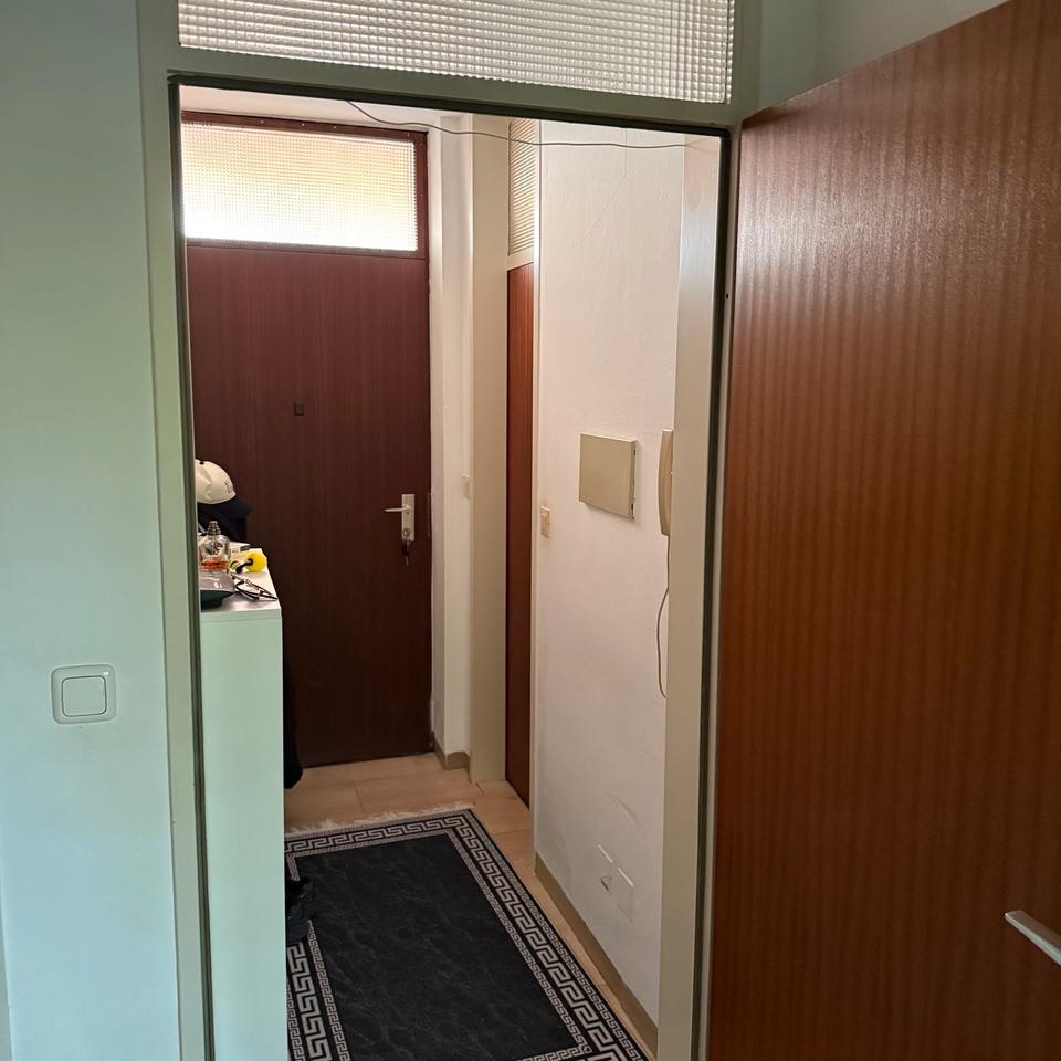Thumbnail-1-Zimmer Wohnung mit Balkon in der Nähe von Donau
