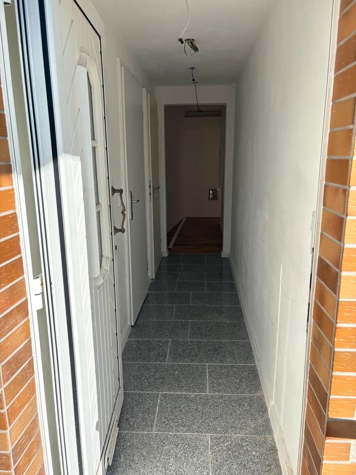 Thumbnail-Erstbezug Frisch Sanierte zwei Zimmer Wohnung am Breitenhagen