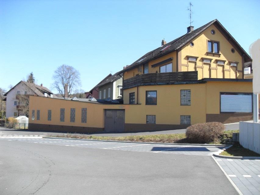 Thumbnail-Große Garage Werkstatt zur Miete – Zimmermannstr. 1, Arzberg