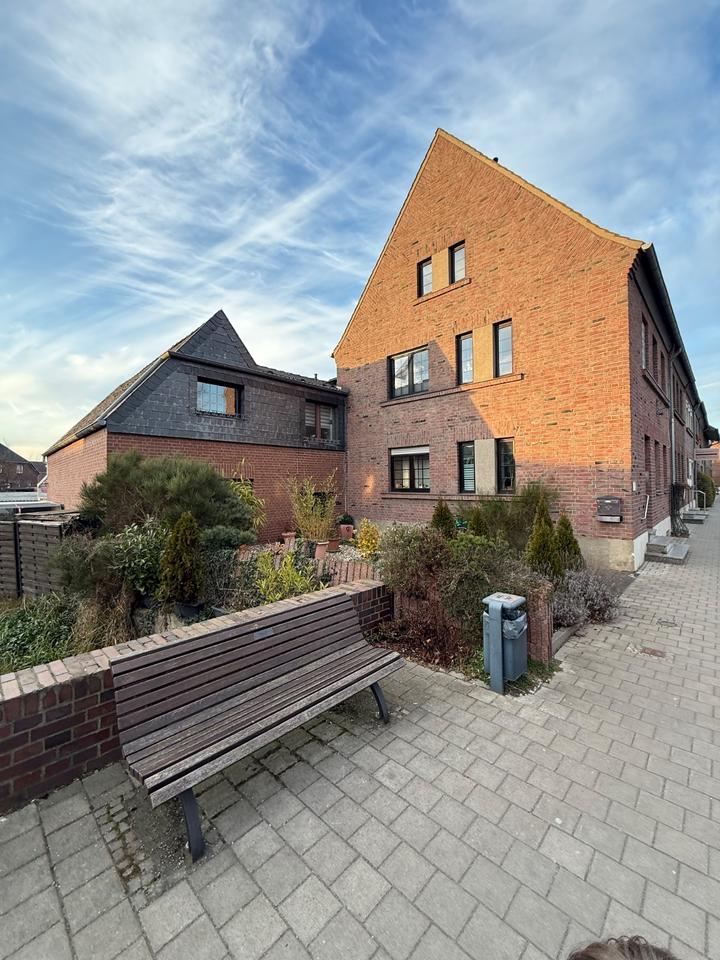 Thumbnail-Charmante 2 Zimmer Wohnung in Kempen, St. Hubert mit Garage