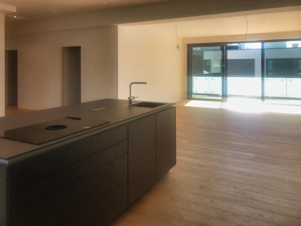 Thumbnail-Exklusive 3,5-Zimmer-Dachgeschosswohnung mit Balkon und Garage am Rande der Innenstadt