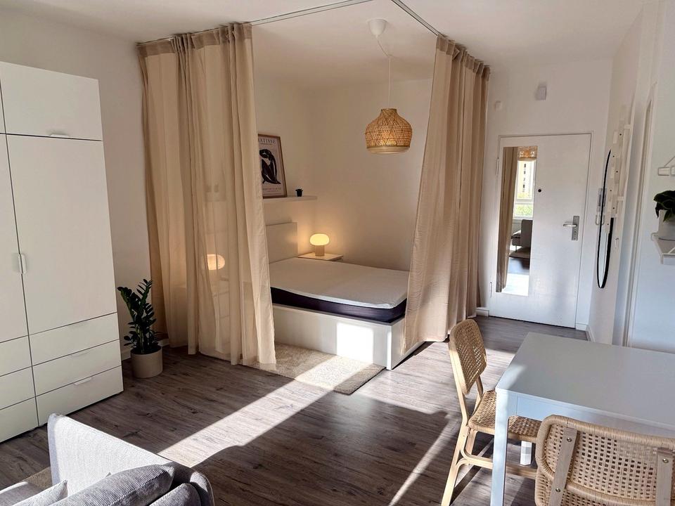 Thumbnail-Design-Apartment mit Westsonne, Aufzug & neuer Möblierung