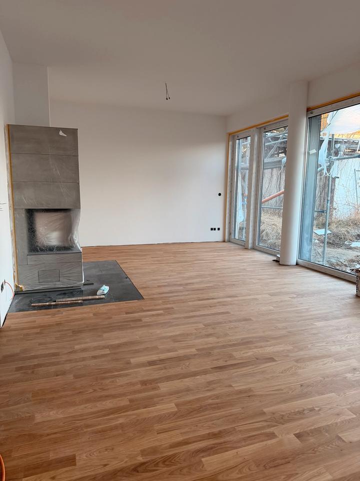 Thumbnail-Neubau: Exklusive 5-Zimmer-Wohnung mit Garten, Kamin & Parkett