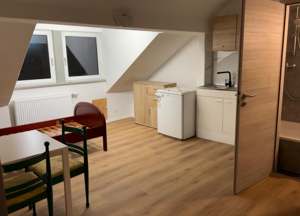 Thumbnail-Möblierte Zimmer (Kernsaniert) in Stuttgart Ost