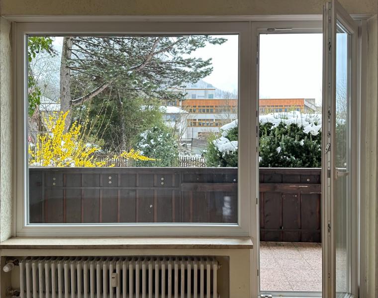 Thumbnail-Traumhafter Ausblick vom Balkon! 2-Zimmer-Wohnung - Zentral aber ruhig