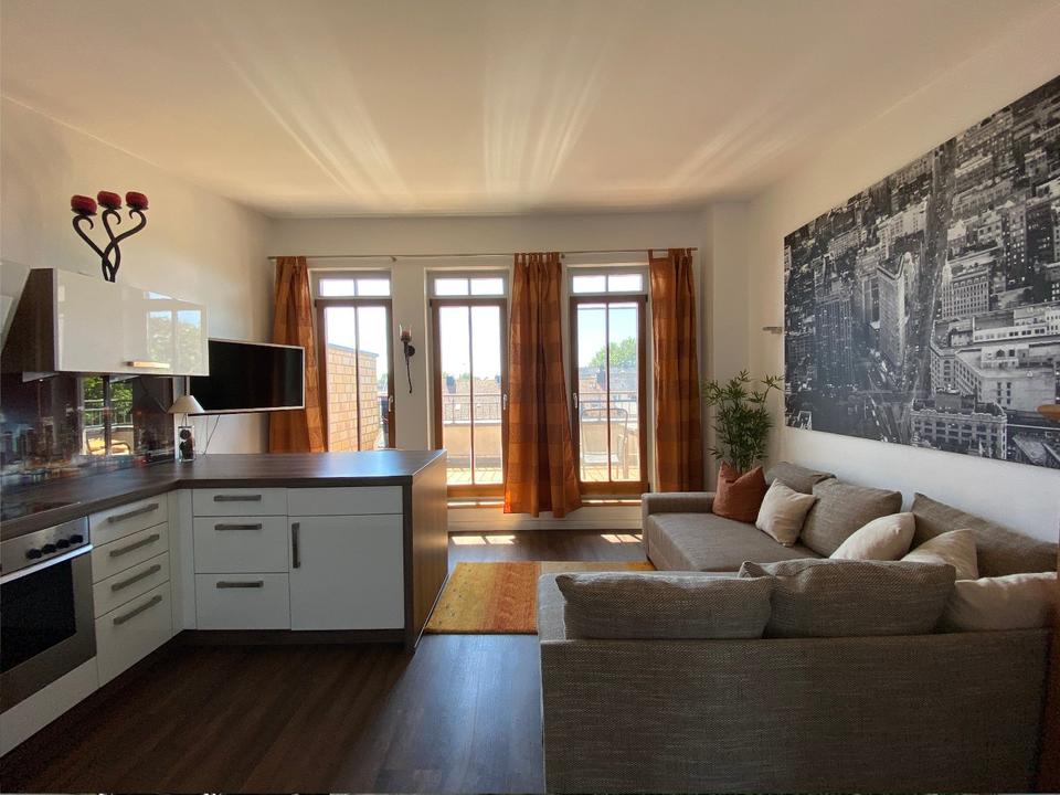 Thumbnail-Möblierte 1,5-Zimmer-Penthousewohnung inkl. Tiefgaragenstellplatz