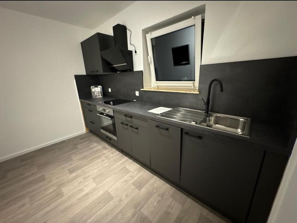 Thumbnail-2-Zimmer Wohnung mit Balkon u. Keller