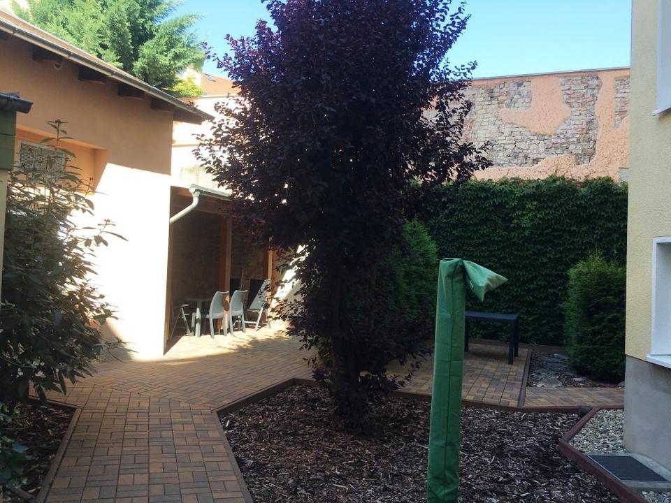 Thumbnail-2-R-Wohnung barrierefrei, Fahrstuhl, Einbauküche, Garten