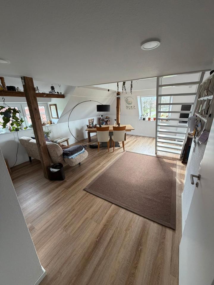 Thumbnail-Sehr schöne & moderne Dachgeschoßwohnung in Verl zu vermieten