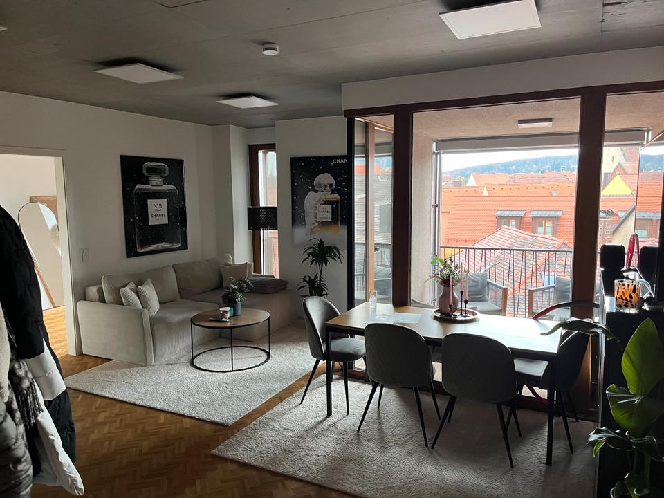 Thumbnail-Mietvoranzeige: Amberg Prechtlhaus 3-Zi Wohnung 72m2 2 Bäder, StP