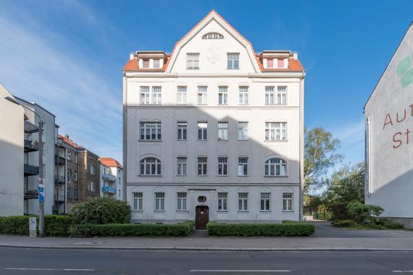 Thumbnail-AB SOFORT - 2 Zimmer mit Balkon und EBK