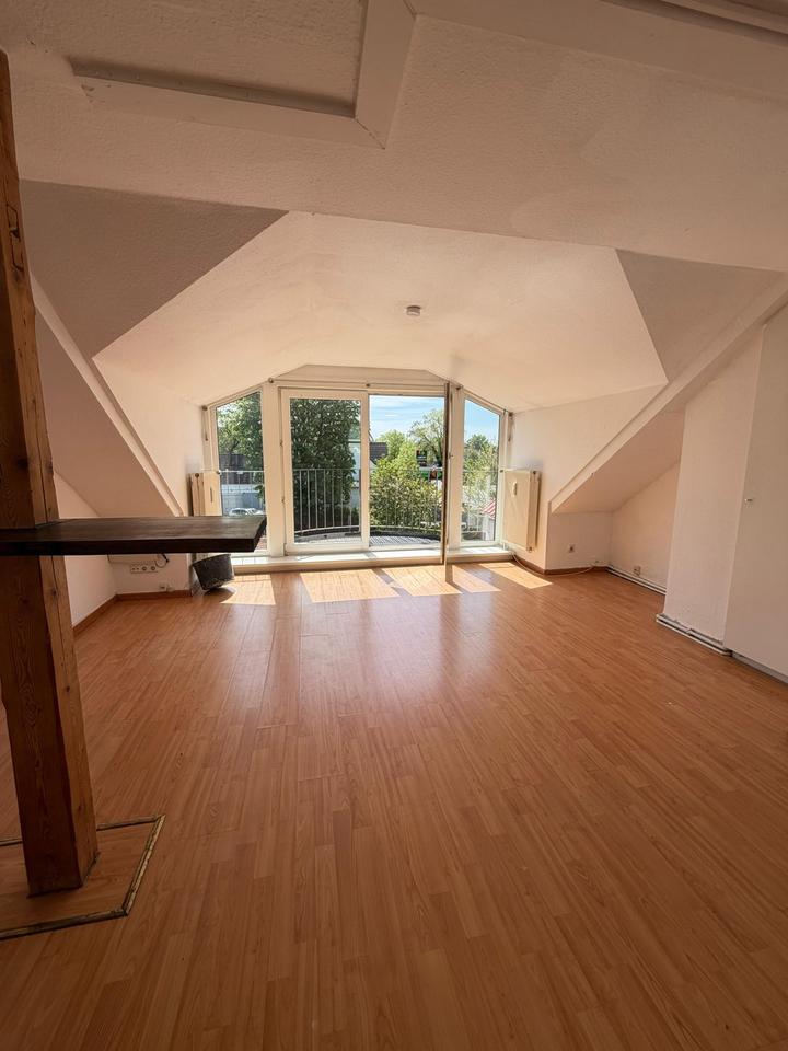 Thumbnail-2-Zimmer Wohnung mit Balkon in Isernhagen-Süd