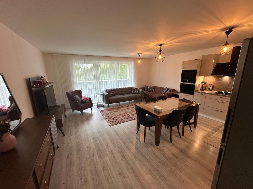 Thumbnail-Helles 4 Zimmer Penthaus mit Terasse