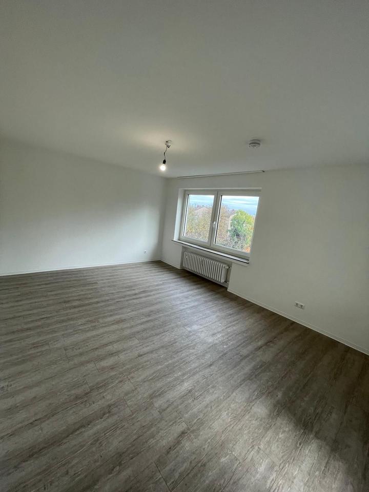 Thumbnail-***Frisch renoviert*** Helle 3-Zimmer-Wohnung mit Balkon in Datteln